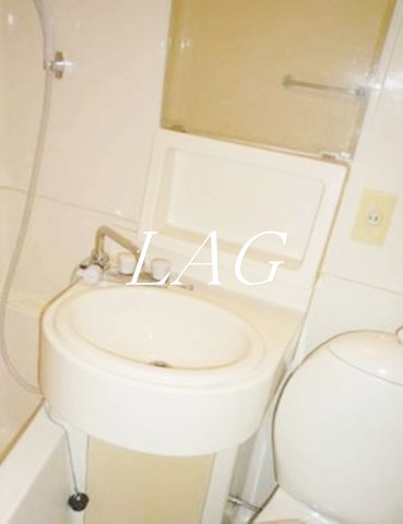 洗面設備　洗面台です。