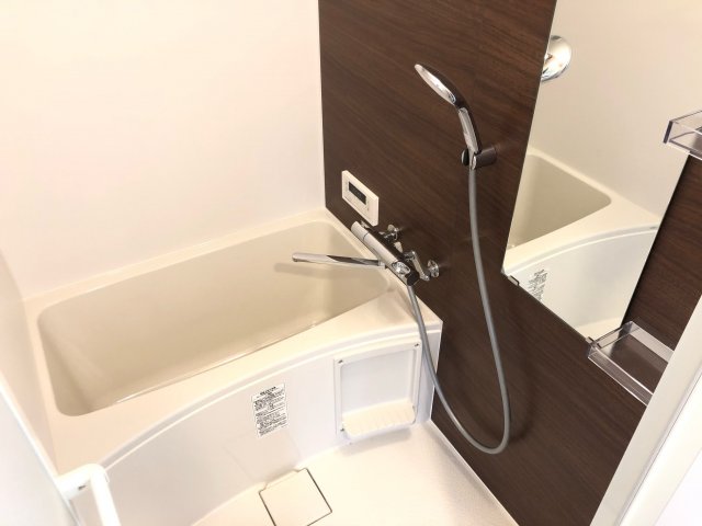 バス・シャワールーム　バストイレセパレートタイプでオススメ♪