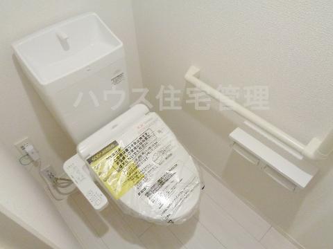 トイレ　シャワー付トイレ