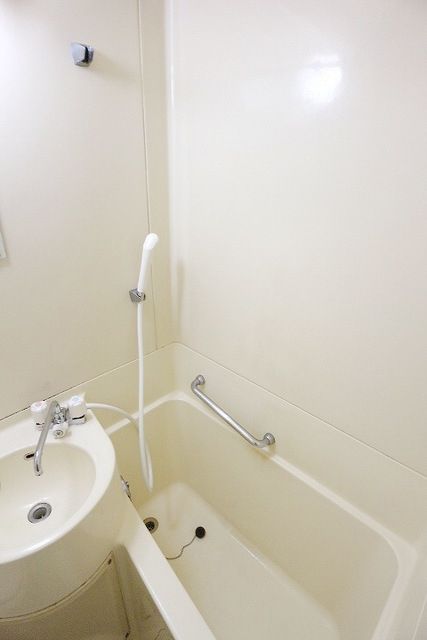 バス・シャワールーム　バス