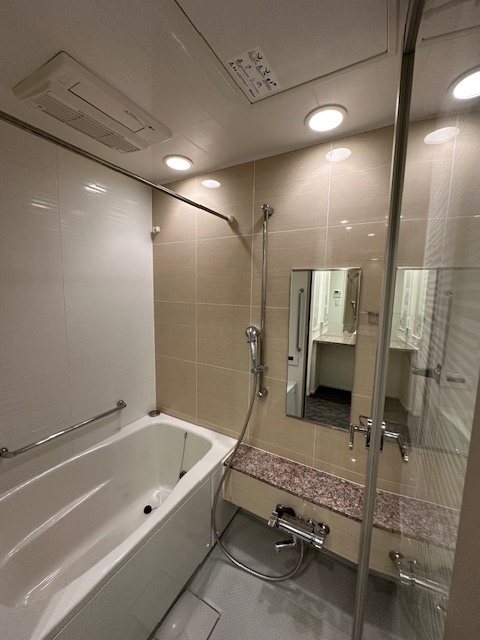 バス・シャワールーム