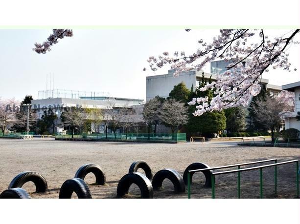 小学校　渋川市立渋川北小学校（小学校）まで1554m
