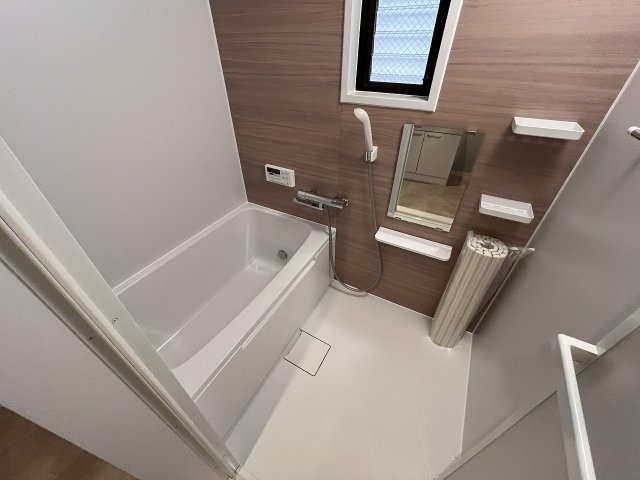 バス・シャワールーム　お風呂で日々の疲れを落としましょう