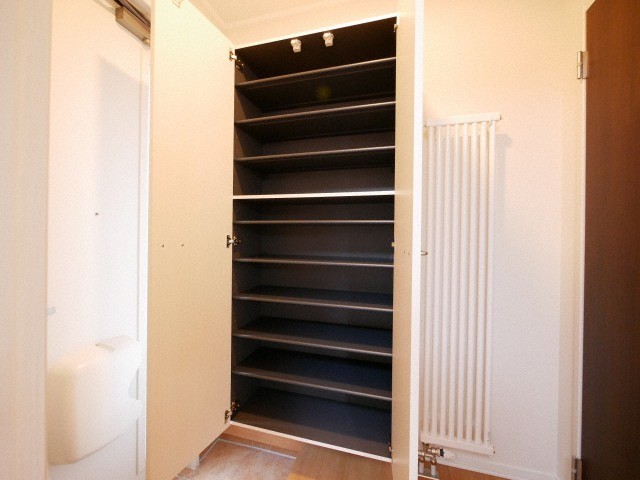 その他設備　シューズクローゼット付きです！