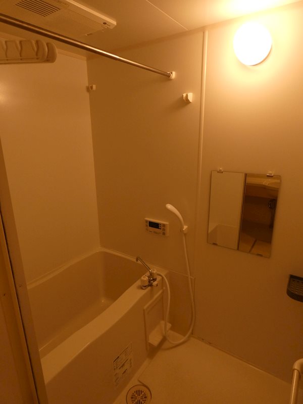 バス・シャワールーム　※同タイプ別部屋の写真となります。