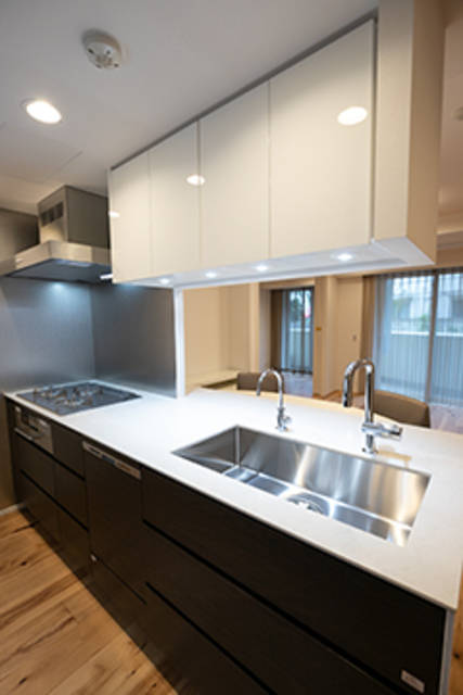 キッチン　※写真は同タイプ住戸です。