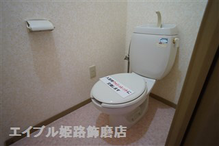 トイレ　写真は反転のお部屋です