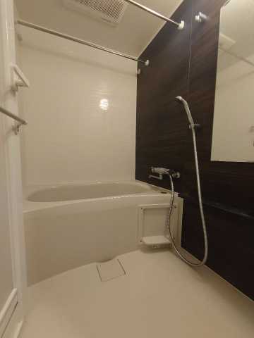 バス・シャワールーム　別階層の写真になります。