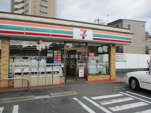 コンビニ　セブンイレブン 名古屋萱場2丁目店（コンビニ）まで617m