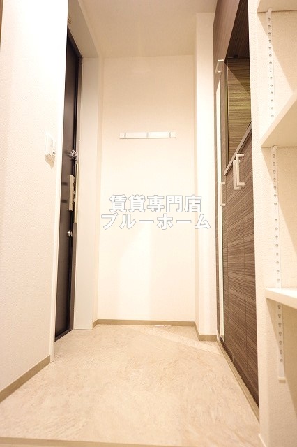 玄関　綺麗な玄関スペース！