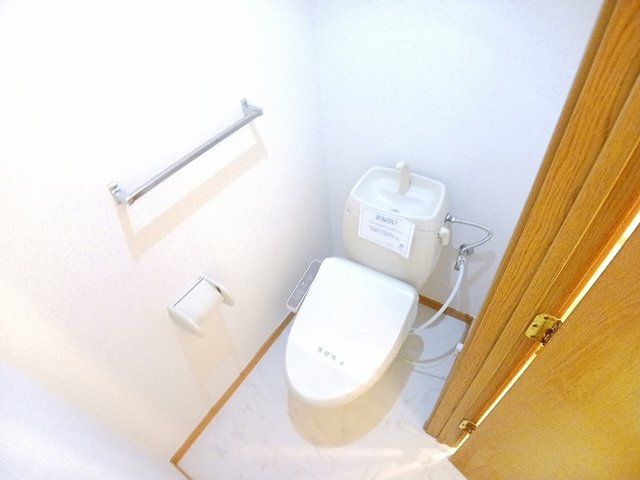 トイレ　コンパクトで使いやすいトイレです