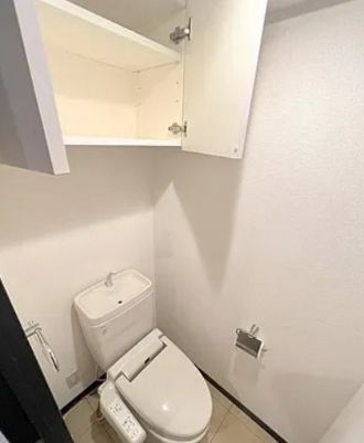 トイレ　落ち着いたトイレです