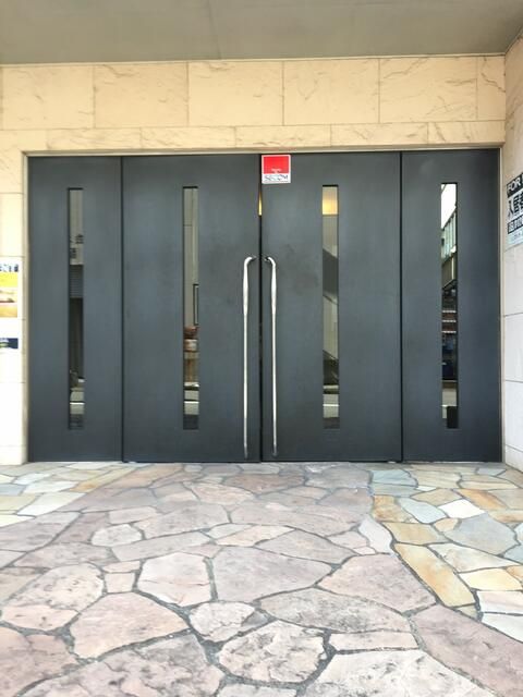 エントランス　毎日通るエントランスはこのようになっています