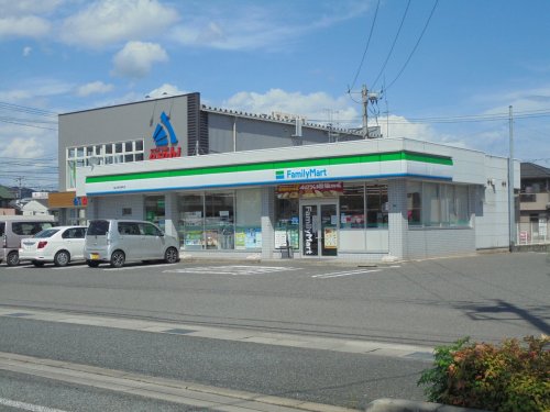 コンビニ　ファミリーマート福山東深津町店（コンビニ）まで427m