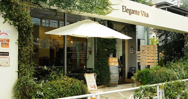 飲食店　cafe accueil Ebisu(カフェ アクイーユ エ（飲食店）まで444m