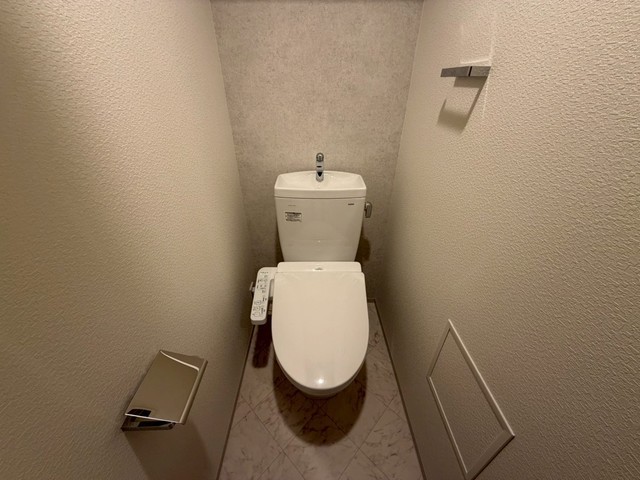 トイレ　別号室の写真です