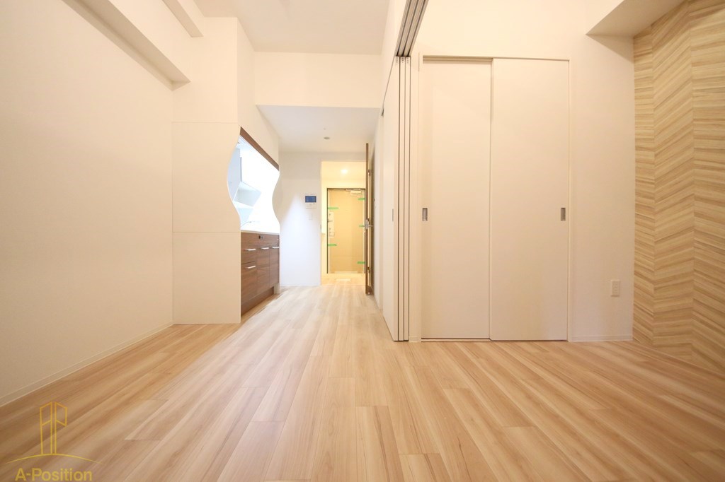 居室・リビング　セレニテ堺筋本町リアン