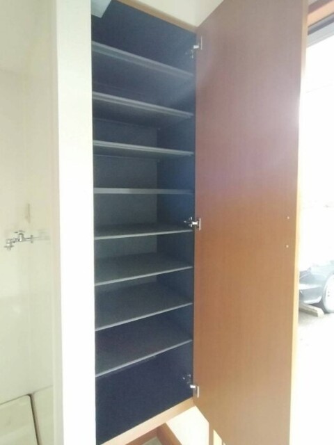 玄関　シューズボックス