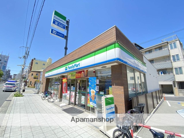 コンビニ　ファミリーマート桃谷駅西店（コンビニ）まで485m