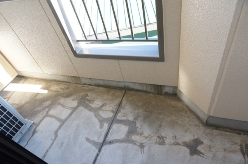 バルコニー　図面と現状に相違がある場合には現状を優先