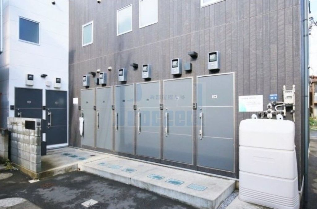 エントランス　きれいなエントランス！