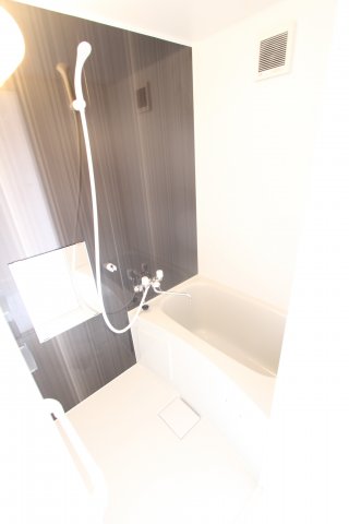 バス・シャワールーム　同タイプ参考写真です。