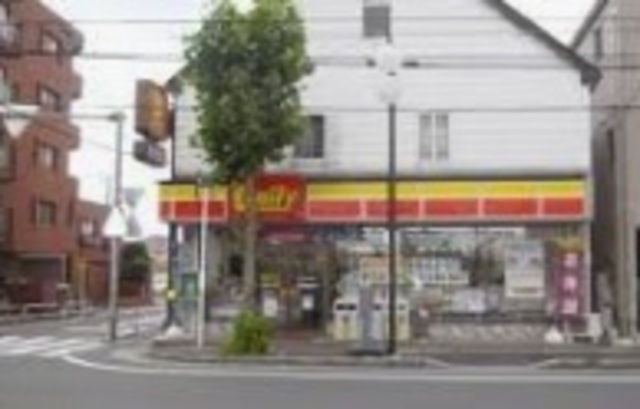 コンビニ　デイリーヤマザキ大洲2丁目店（コンビニ）まで284m