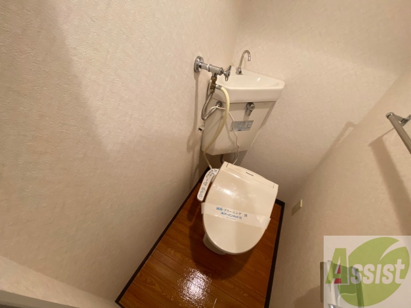 トイレ　トイレです。ウォシュレット付を探している方、おすすめです