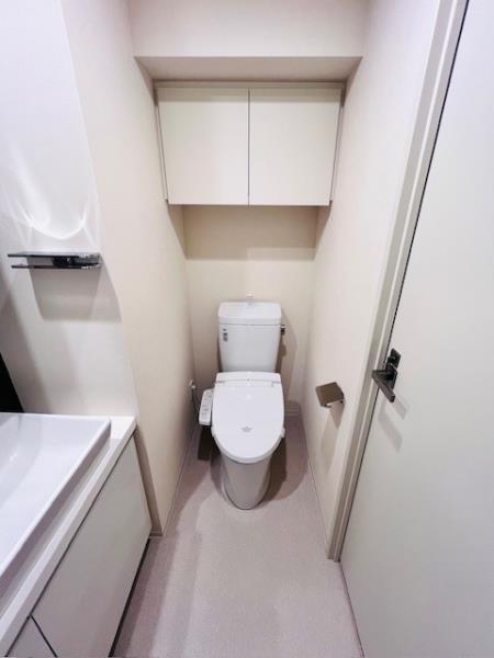 トイレ　落ち着いたトイレです