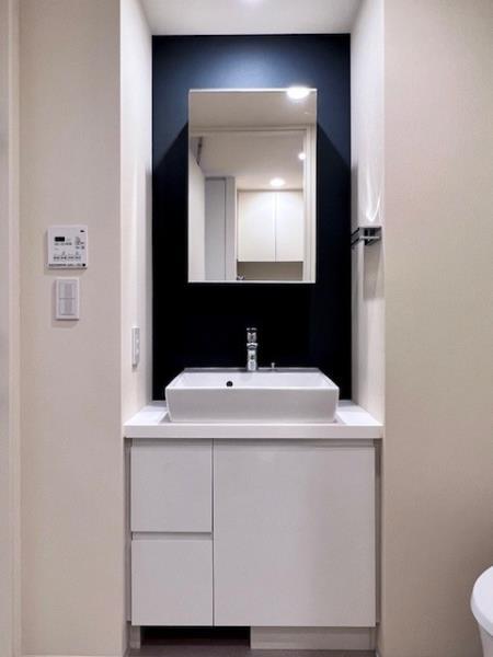 洗面設備　使いやすい洗面所です