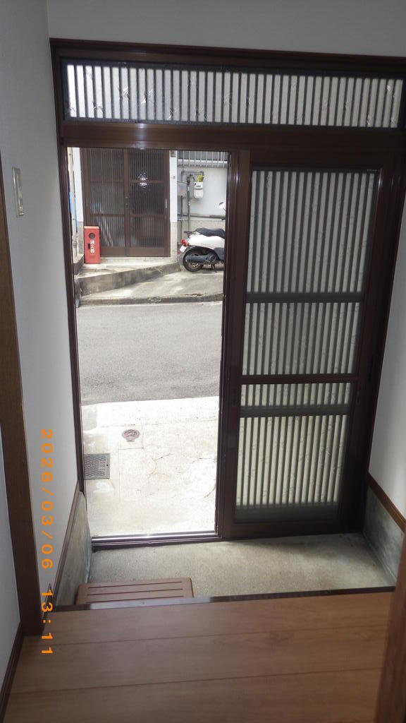 西上代・七海貸家の玄関写真