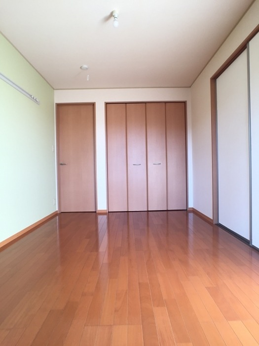 その他部屋・スペース　フローリングの室内です。