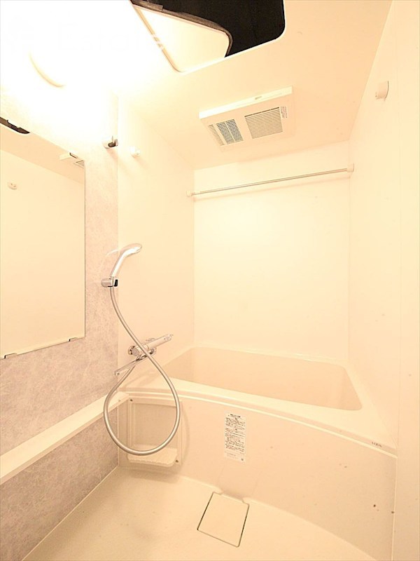 バス・シャワールーム　バスルーム