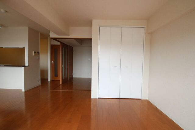 居室・リビング　※別室の参考写真の為、現況優先です。