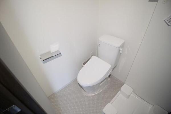 トイレ　GENOVIA板橋東?町skygarden　板橋区東山町