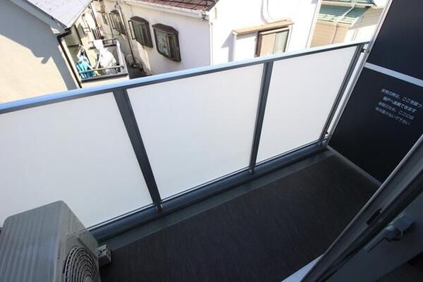 バルコニー　GENOVIA板橋東?町skygarden　板橋区東山町