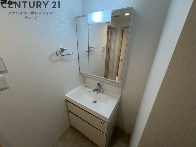 洗面設備　洗髪洗面化粧台付き♪