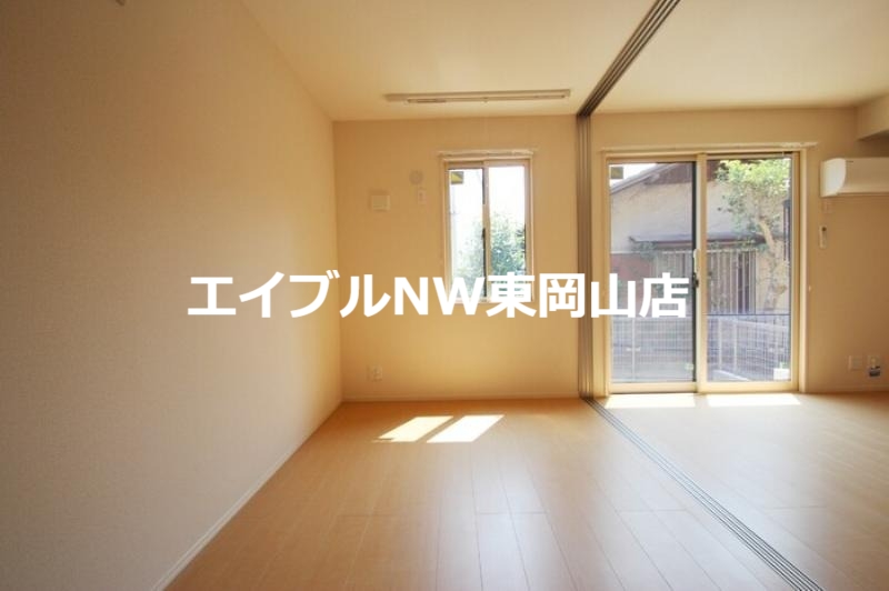 その他部屋・スペース　家具の配置が楽しめそう