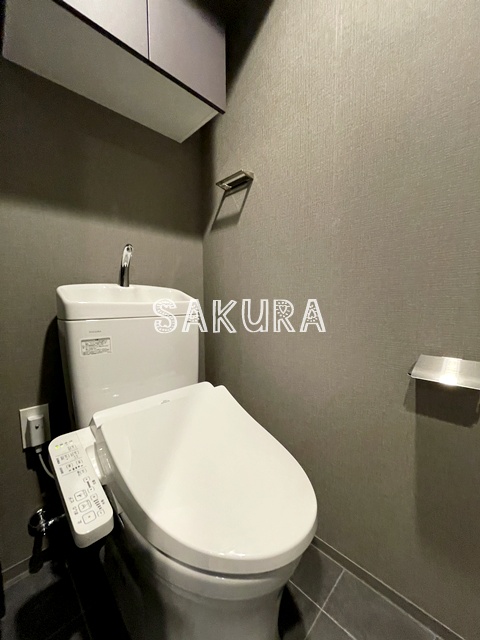 トイレ　嬉しい温水洗浄便座♪