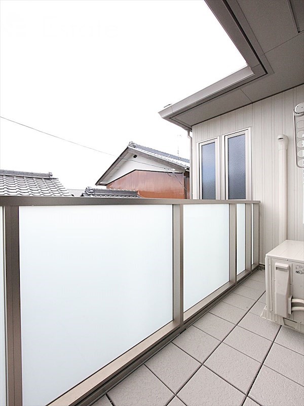 バルコニー　バルコニー