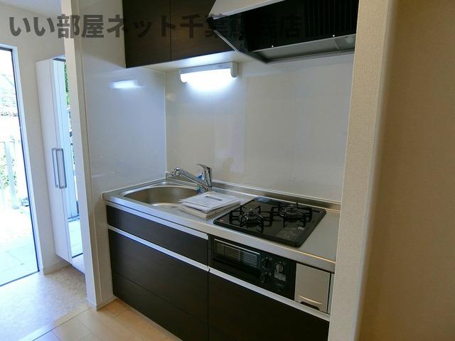 キッチン　嬉しいガスコンロ2口付きのシステムキッチンです！