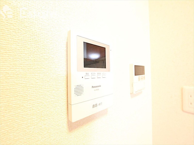 セキュリティ　モニター付きインターホン