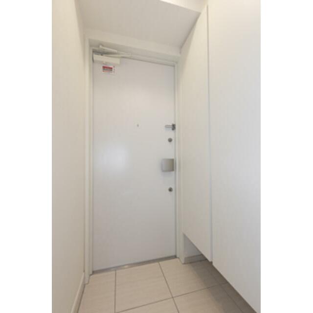 玄関　※写真は同タイプ住戸です。