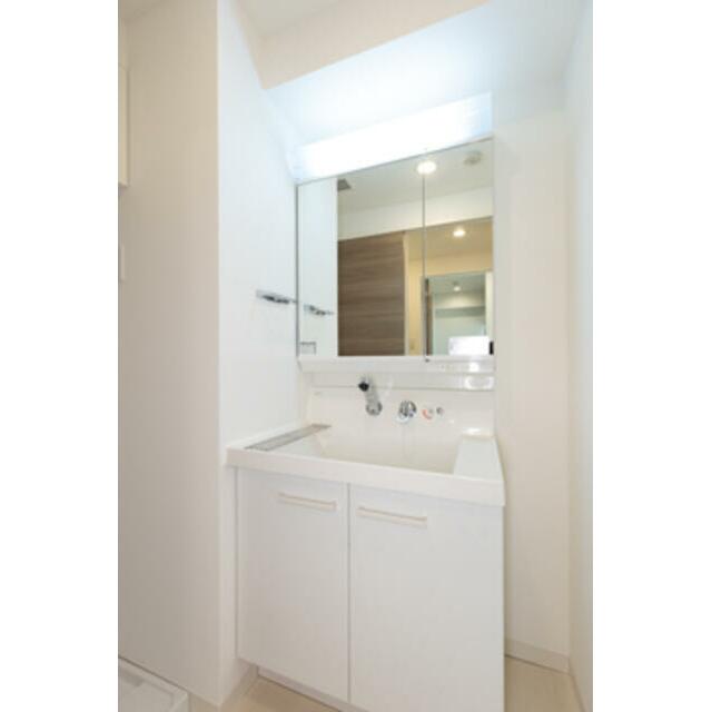 洗面設備　※写真は同タイプ住戸です。