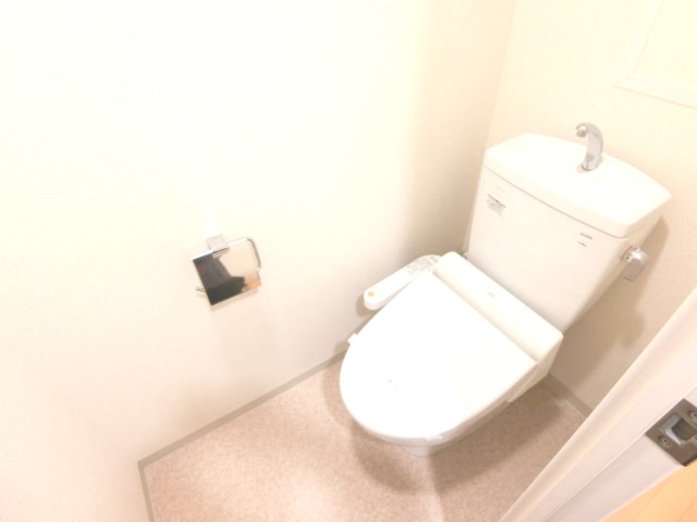 パークレジデンス江坂のトイレ写真