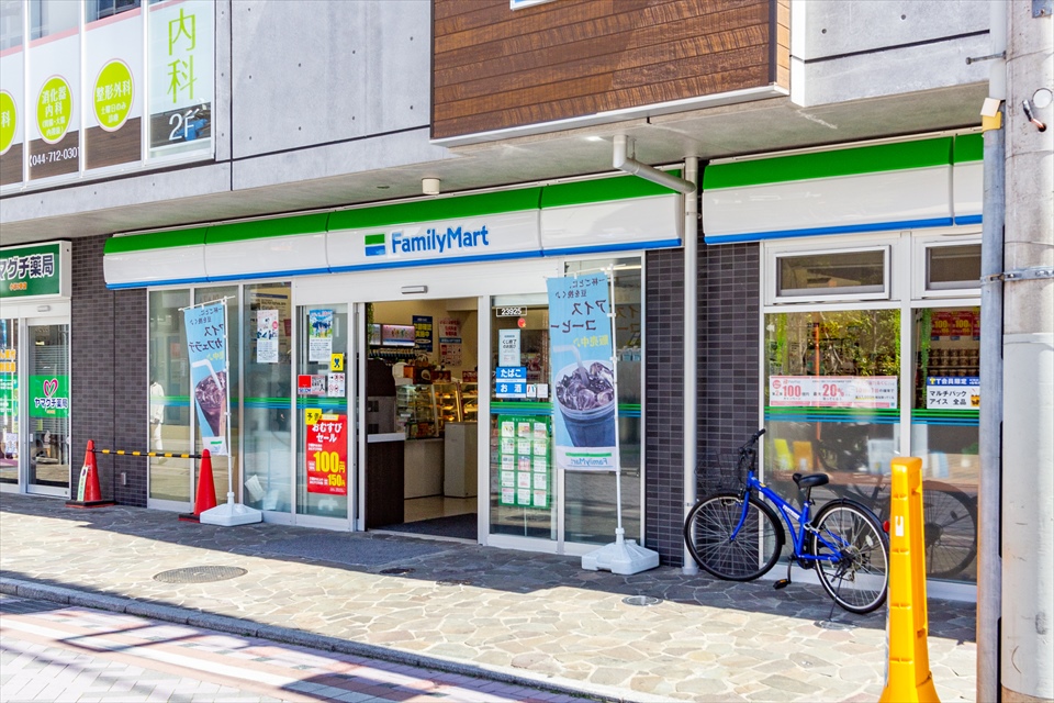 コンビニ　ファミリーマート 今井南町店（コンビニ）まで389m