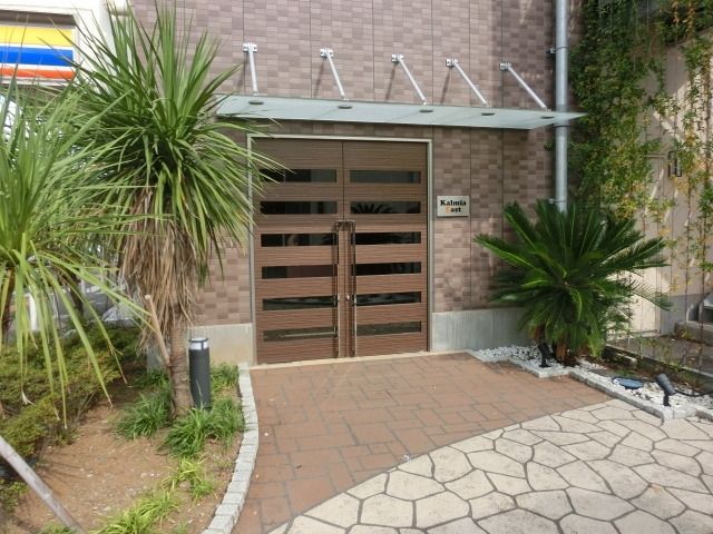 エントランス　エントランス