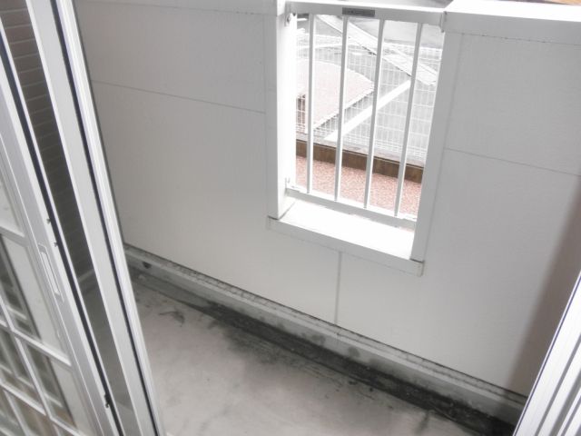 バルコニー　ベランダ
