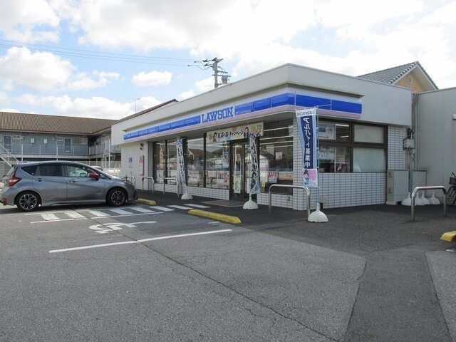 コンビニ　ローソン 上三川上蒲生南店（コンビニ）まで650m