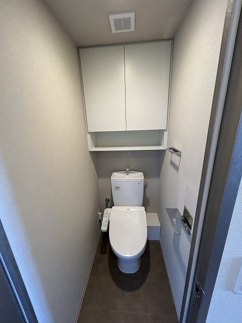 トイレ　落ち着いたトイレです